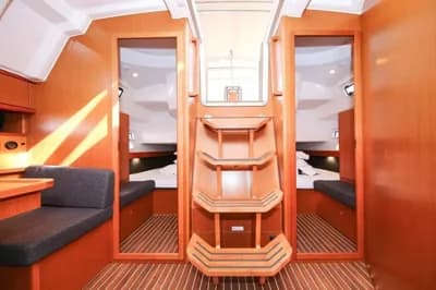 2017 Bavaria Cruiser 41S Boat for Sale 5
