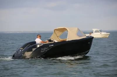 Oud Huijzer 580 Tender 2