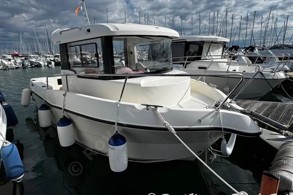 Quicksilver 690 Arvor