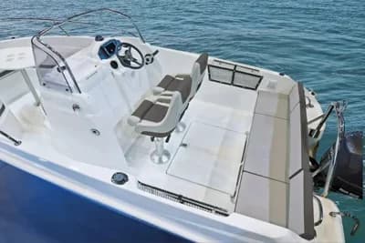 Jeanneau Cap Camarat 5.5 CC 3