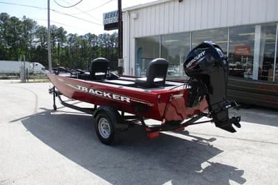 2026 Tracker Panfish 17 2