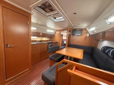 Bavaria Cruiser 40 3