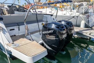 2023 Beneteau Flyer 10 | 32.6 ft 2