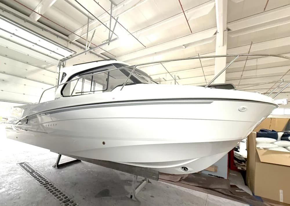 Bénéteau Antares 8 V2