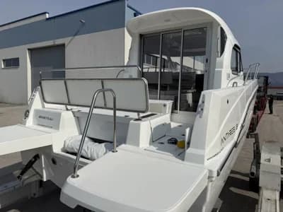Bénéteau Antares 8 V2 5