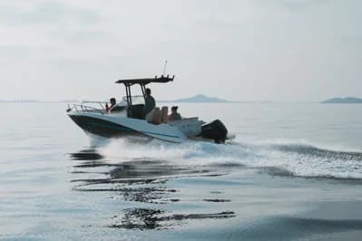 Quicksilver 705 Open 3