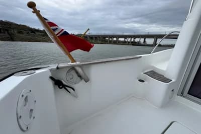 Beneteau Antares 760 3