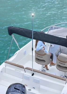 Quicksilver Activ 605 Sundeck 5
