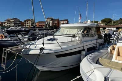 Jeanneau Merry Fisher 855 2