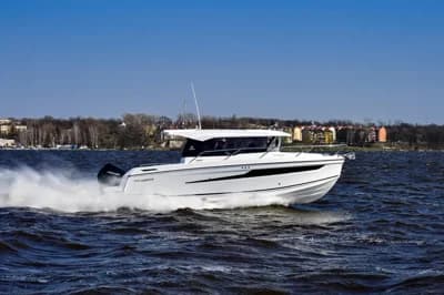 Parker 790 Explorer inkl. 200 PS und Trailer 4