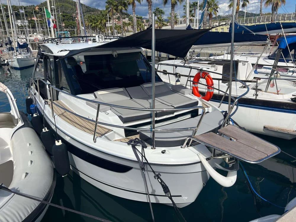 Jeanneau Merry Fisher 895