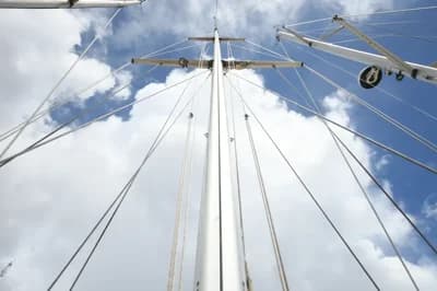 1981 Maxi 108 Boat for Sale in Willemstad 5