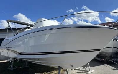 Jeanneau Cap Camarat 9.0 CC 2