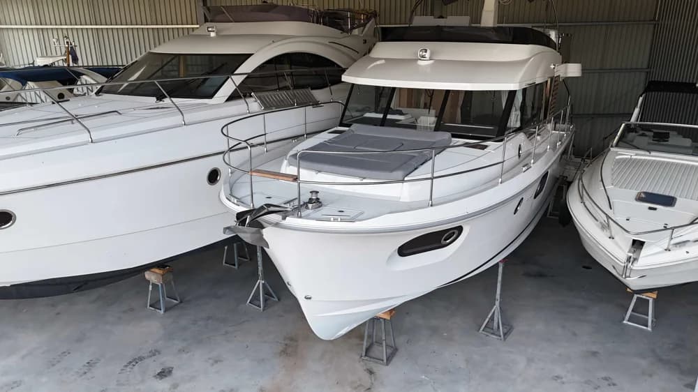BENETEAU SWIFT TRAWLER 41 FLY