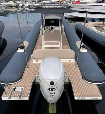 2025 Capelli Tempest 900 Luxe | 10m 2