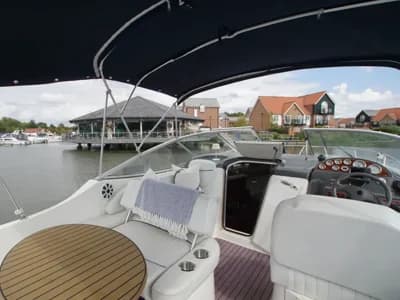 2004 Bayliner 275 Boat for Sale in Lincoln 3