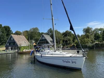 Bavaria 49 3