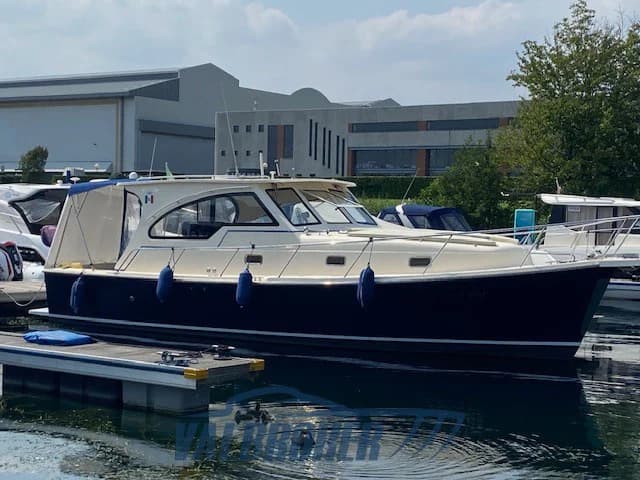 Mainship Pilot 34