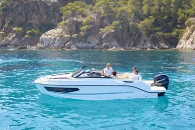 Quicksilver Activ 755 Cruiser mit 175 PS und Trailer 2