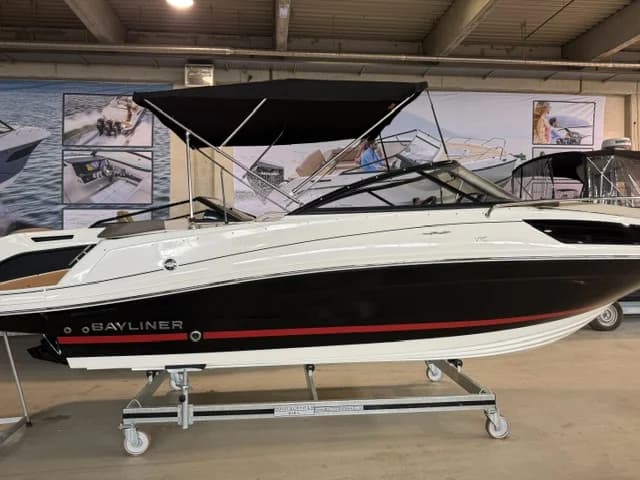 Bayliner VR5 Cuddy IB