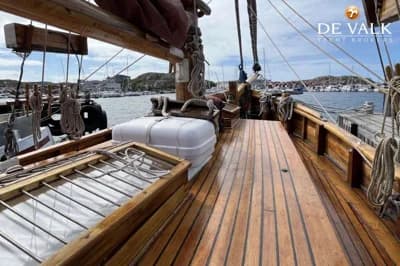 Small sailing ship From Laso 3
