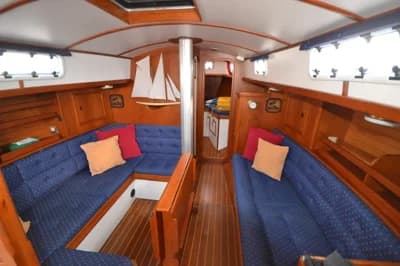 1988 Victoria 34 Cutter Boat for Sale in Southampton 3