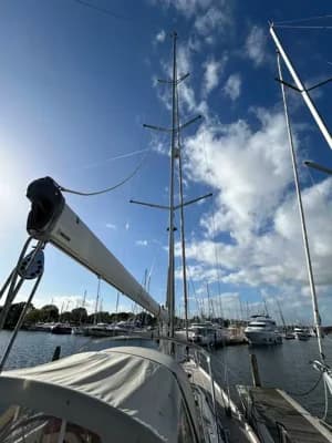 2006 Najad N440 CC Boat for Sale in Chichester Marina 5
