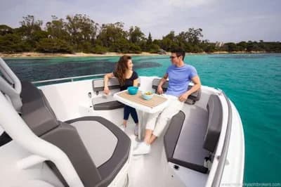 JEANNEAU CAP CAMARAT 7.5 CC 3