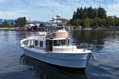 2024 Ranger Tugs R-31 CB | 34 ft 2