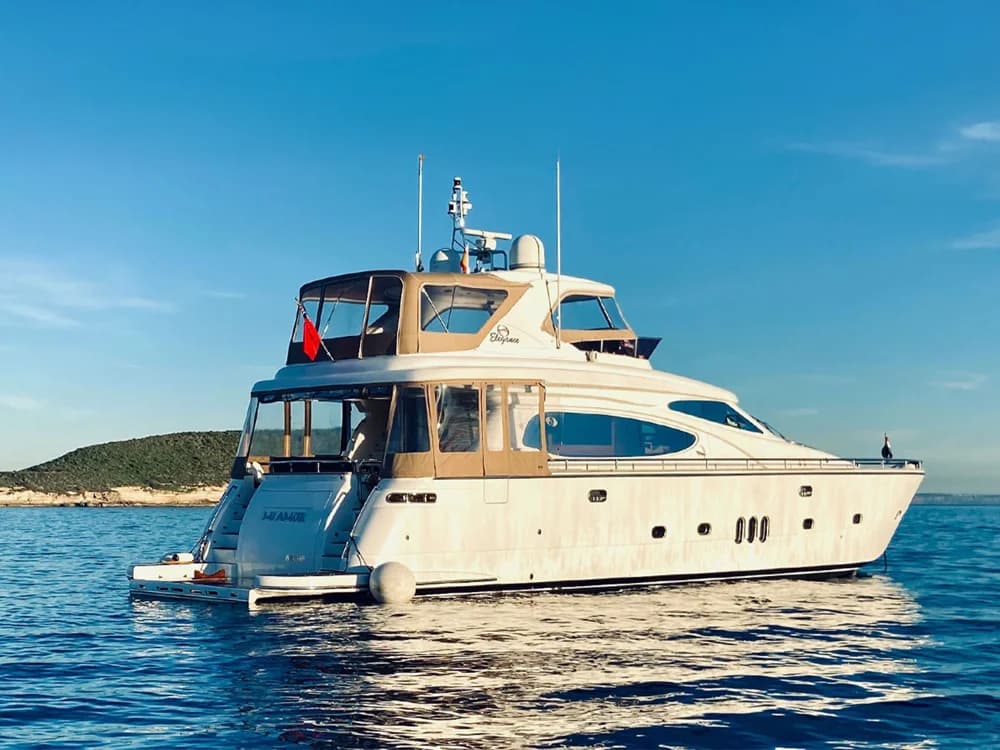 2009 Elegance 68 | 74.8 ft