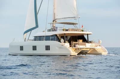 Sunreef 60 Sailing 2