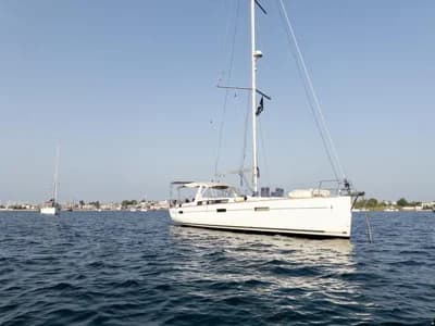 Beneteau Oceanis 45 2