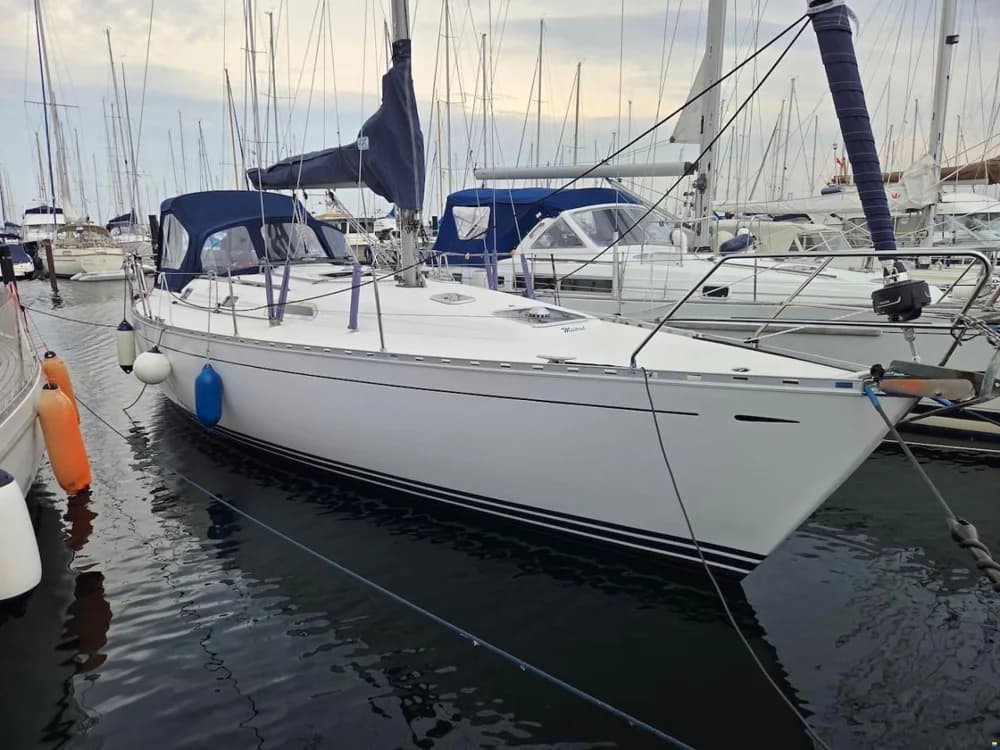 Dufour 38 Classic