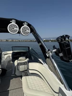 Cobalt R7 surf 3