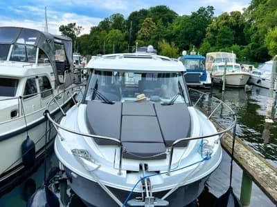 Beneteau Antares 9 OB 2