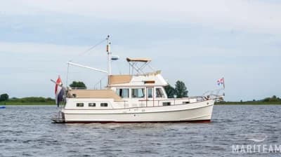 Grand Banks 36 Motoryacht 2