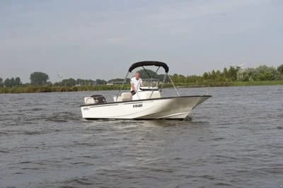 Boston Whaler 190 Montauk 2