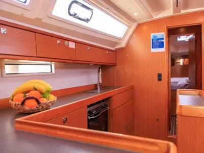 2015 Bavaria Cruiser 46 Boat for Sale in Alimos Marina 3