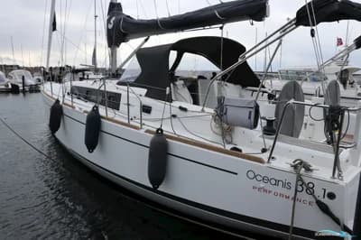 Beneteau Oceanis 38.1 Performance 2