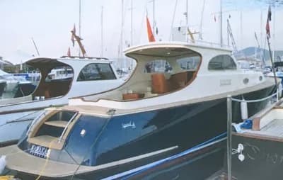 LCY Lago 35 Deluxe Lobster 2