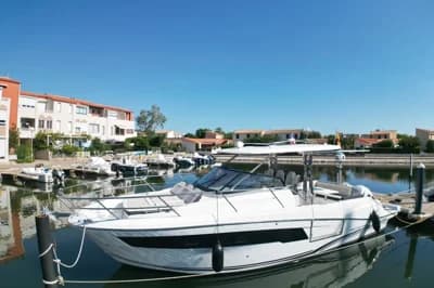 2025 Jeanneau Cap Camarat 10.5 WA Serie 2 | 11m 2