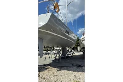 2018 Beneteau Oceanis 55.1 | 55.1 ft 3