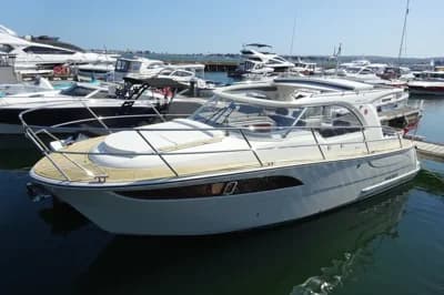 2018 Marex 310 Sun Cruiser | 31.0 ft 2