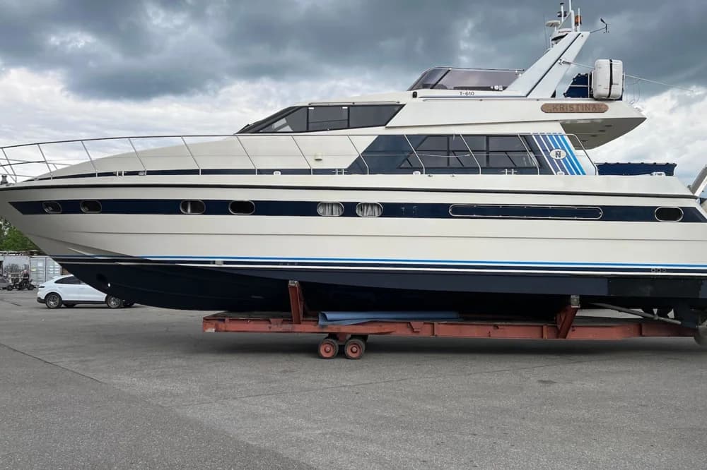 1991 Neptunus 168 Flybridge | 55.1 ft