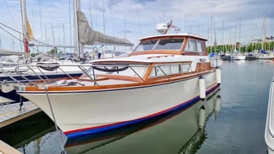 1983 Storebro Royal Cruiser 34 Biscay | 33.9 ft 2