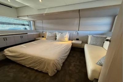 2022 Azimut Fly 53 | 55.1 ft 3