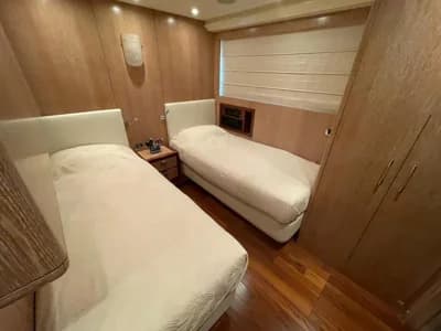 2011 Versilcraft Planet 128 | 126.4 ft 2