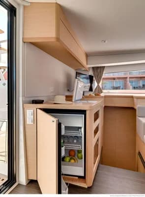 2026 Lagoon 42 Boat for Sale 3