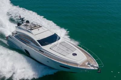 2018 Pershing 74 | 74.3 ft 2