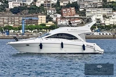 Sea Ray 375 Sedan Bridge 2